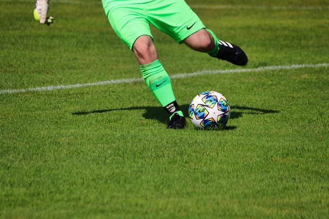 现出惊人的 现出惊人的